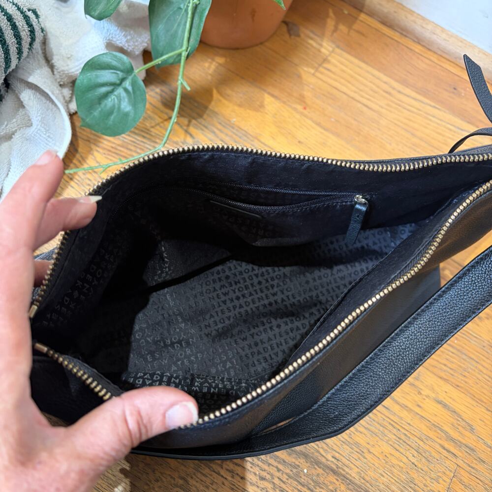 Kate Spade Larchmont Avenue Alena pebbled leather shoulder bag Black - Picture 7 of 7